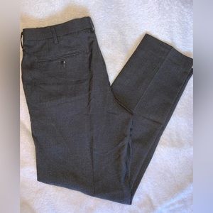 Uniqlo men’s dress pant 32x34 gray polyester